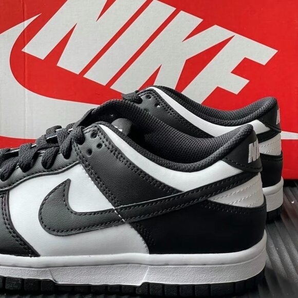 Nike Dunk Low \